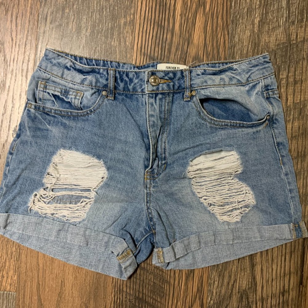 Forever 21 Ladies size Small Light Denim Jean Shorts with Distressed Tears
